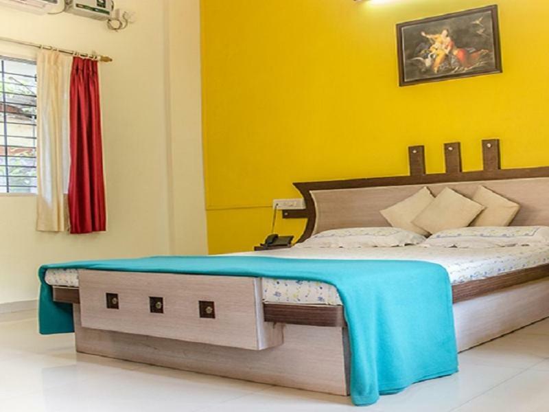 Maitreya Beach Resort Diveagar Exterior photo